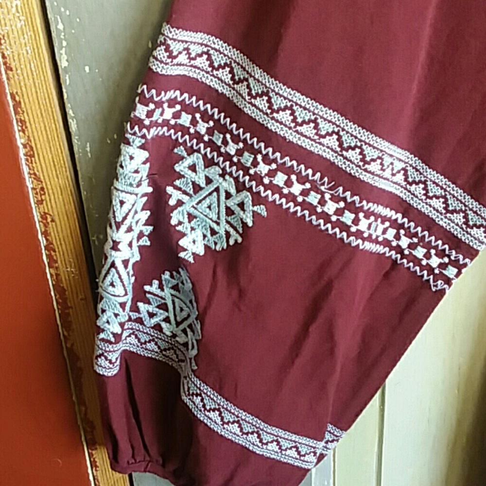 Maroon Peasant Top With Aztec and Tassle details - Picture 2 of 7